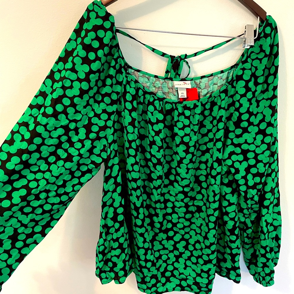 Size XXL Womens blouse new with tags